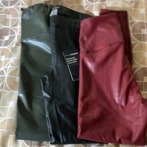 3 pairs of leatherettes XS